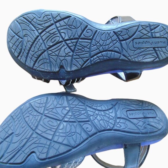 KIDS HUSH PUPPIES BLACK PATENT LEATHER SANDALS W/PEACE SYMBOLS SIZE 1M - Picture 12 of 15